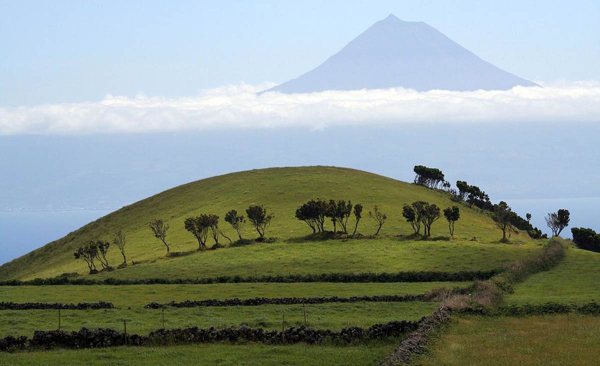 azores and crossing atlantic ocean